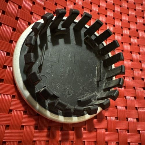 SILVER CHEVROLET BLAZER COLORADO EQUINOX TRAVERSE WHEEL RIM CENTER CAP OEM CHEVY, US $12.95, image 2