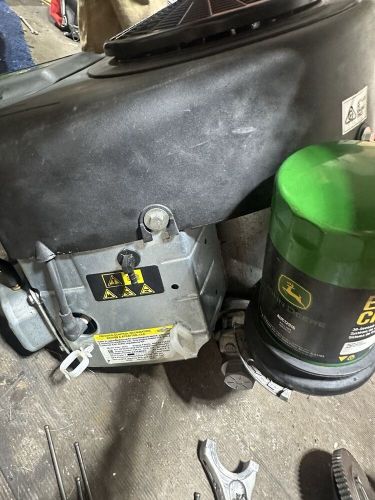 Briggs And Stratton Engine Will Fit In Anything With The Same Briggs Engine, US $500.00, image 3