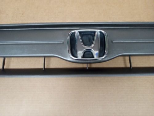 07-08 Honda Element SC Front Upper Grille OEM used, US $72.00, image 7