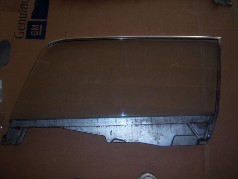 1965 1966 ford mustang  front door glass