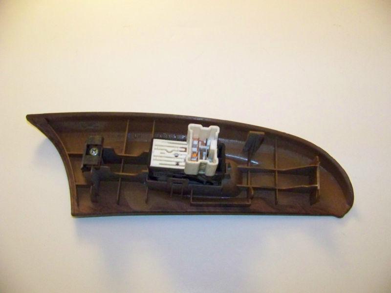 00-01 INFINITI I30 Power Window Switch LH Rear Driver Side OEM ~~F13/00rPT, US $5.50, image 2