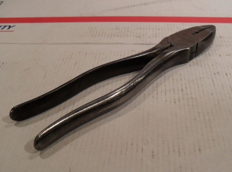 Vintage Utica Tools Bell System 8