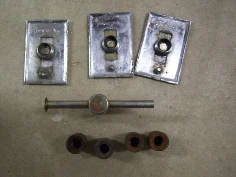 Buy OLDS DELTA 88 KEY LOCKS WIRE SPOKE HUB CAPS WHEEL 8285? in