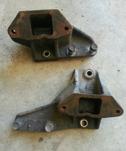 1986-1988 mazda b2600 4x4 pickup truck oem engine motor mounts left & right