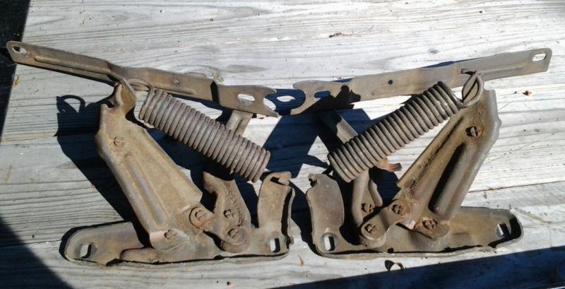 1970 chevrolet monte carlo hood hinges