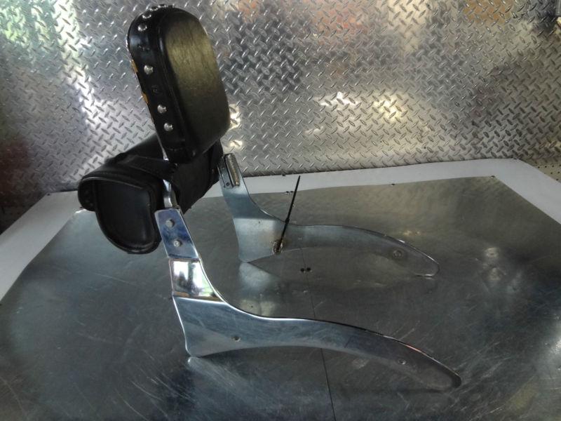 4585- 02 yamaha xvs1100 v star classic passenger backrest w/ pad & pouch