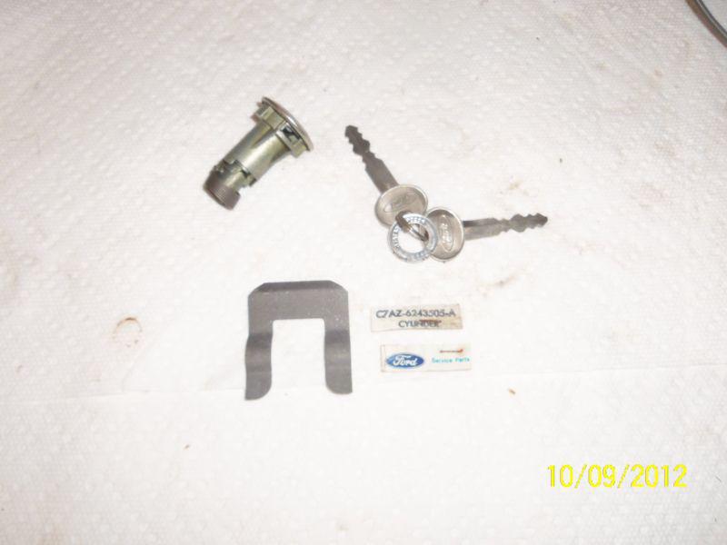 1967-1969 ford trunk lock cyl.&  2 keys- c7az-6243505-a