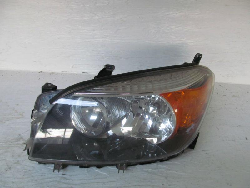 Toyota rav-4 headlight lh 06-08