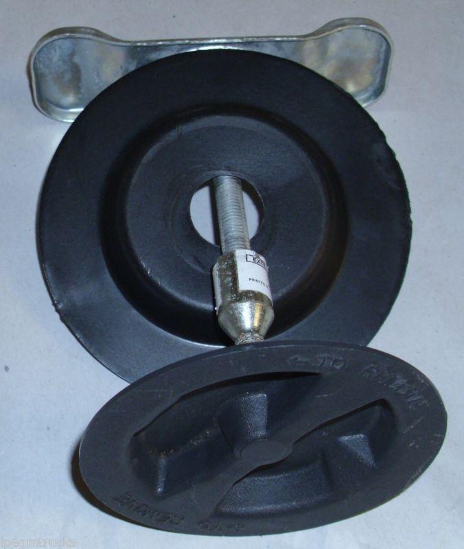 1997 pontiac sunfire spare tire hold down bracket 2.2l chevy cavalier 14093362