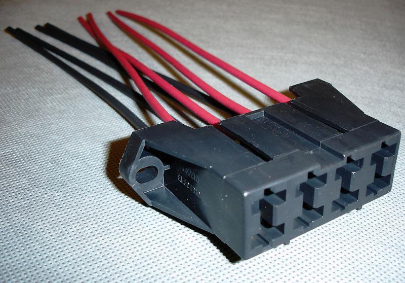 Raised 4 fuse atc / ato fuse block pre-wired