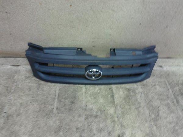 Toyota townace 2002 radiator grille [3710400]