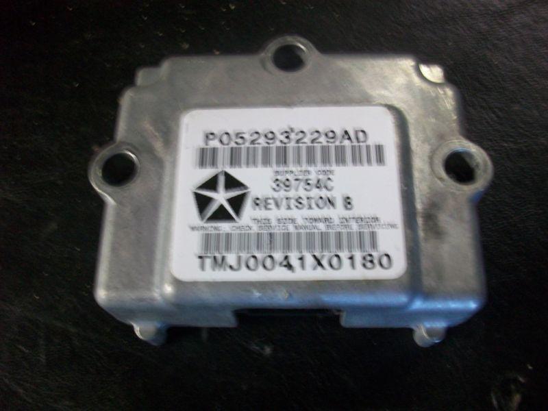 Find 2001 Chrysler PT Cruiser Air Bag Sensor, Module 39754C in Morris