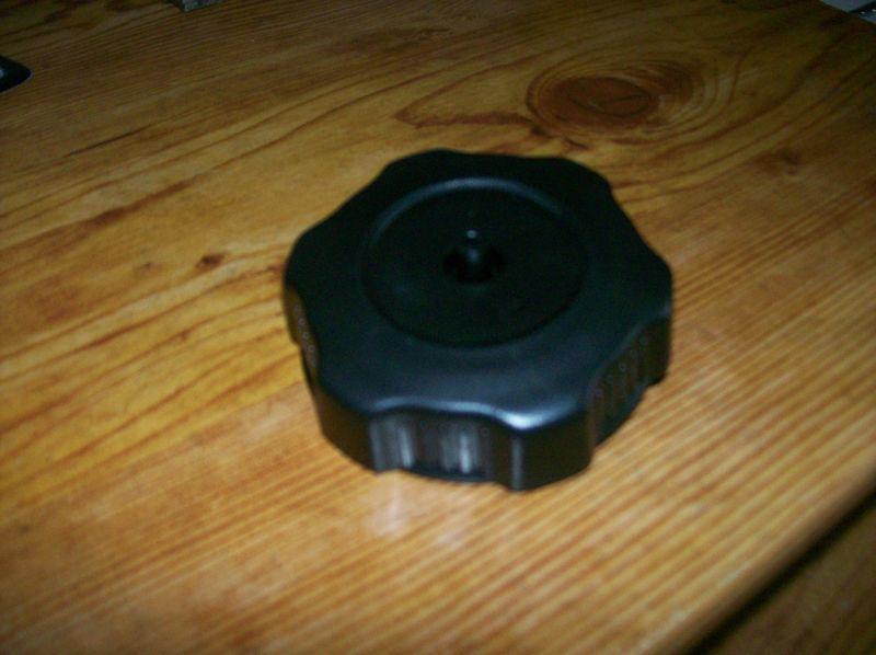 Suzuki lt80, lt160, lt230s, lt230e lt250s quadsport quadrunner gas fuel tank cap