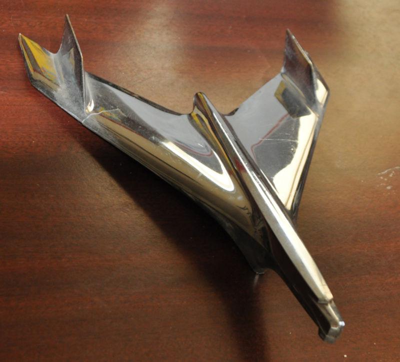 '56  chevy pass. car 150/210/ba/nomad/convertible hood ornament bird