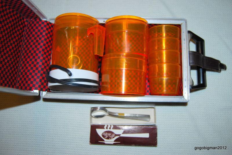 Old coffee maker car , 12 volt.