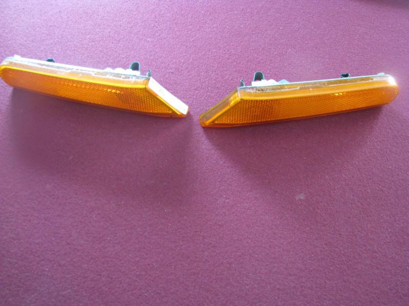Find Porsche 996 911 Side marker lights OEM in Miami, Florida, US, for US 38.00