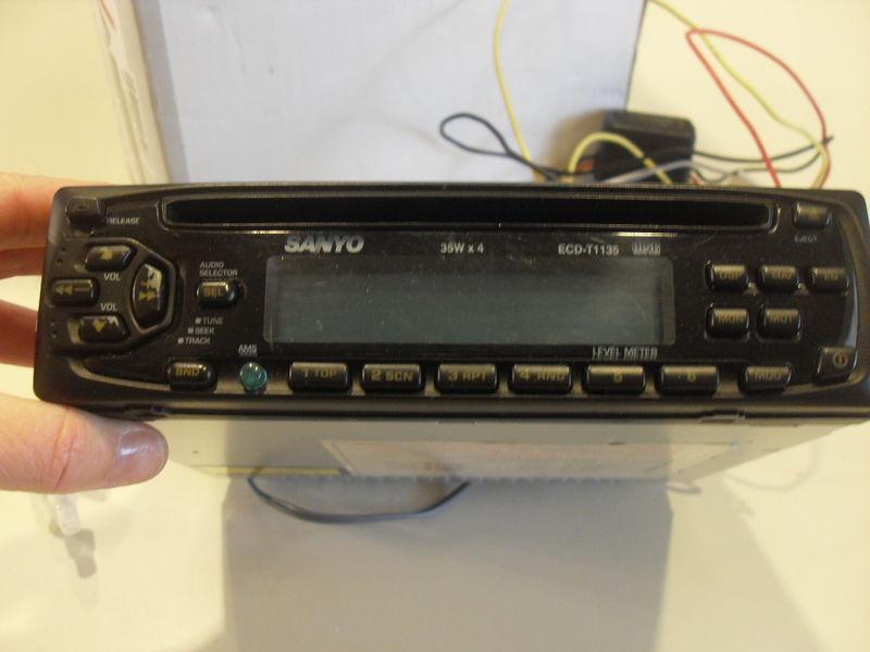 Sanyo am/fm stero radio cd