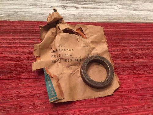 Nos dealership oldsmobile rear wheel bearing retainer 7/16" new in pkg 9776340