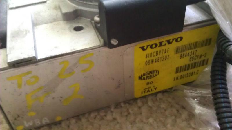 Volvo s70 throttle body part