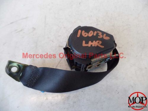E320      1997 seat belt assembly, rear 28738