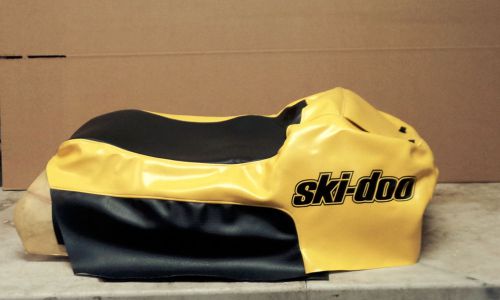 Skidoo s2000 mxz seat cover skin new 96-99 440 583 670 with skidoo logo
