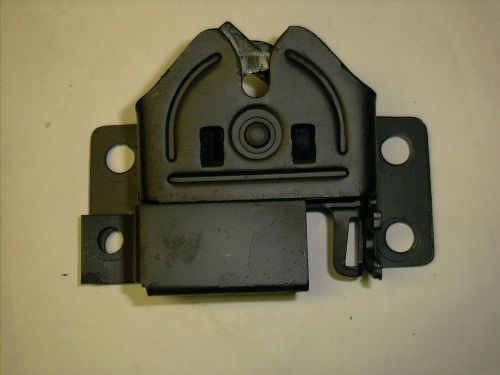 1970&#039;s,1980&#039;s mazda b2000 sundowner,ford courier original hood lock assembly