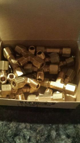 Parker brass fuel connector (20)