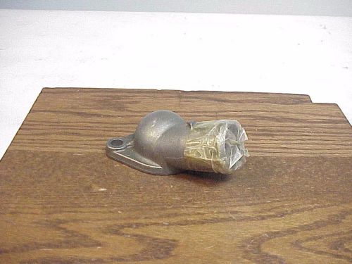 Gm performance water neck thermostat housing chevy v-8 sbc/bbc 45°  #10108470 c2