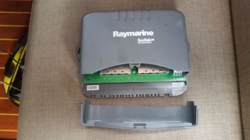 Raymarine hs  network switch