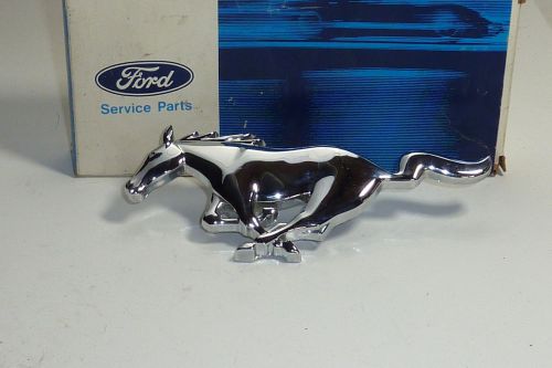 Nos mustang grille emblem ornament original ford 1971 1972 71 72 nice oem fomoco