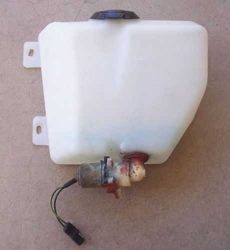 Ford thunderbird &amp; bronco lincoln mark iii windshield washer reservoir tank