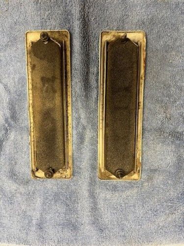 Early 1968 mustang rear reflector frames