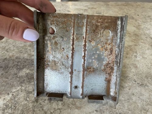 1958 Cessna 182 A Ash Tray Receiver Mount Bracket, US $33.00, image 5