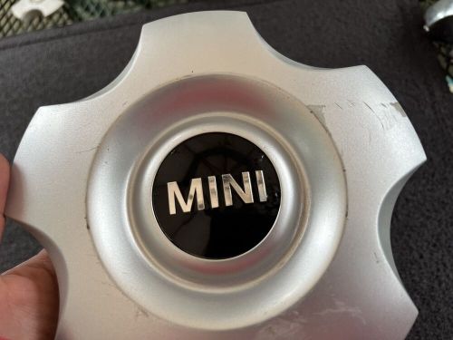 Mini cooper s oem wheel silver center cap 3613 6771000