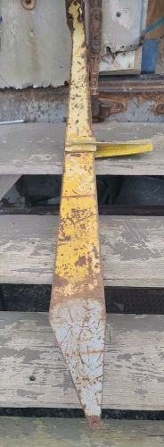 Cessna 182 rh main gear spring w/ step