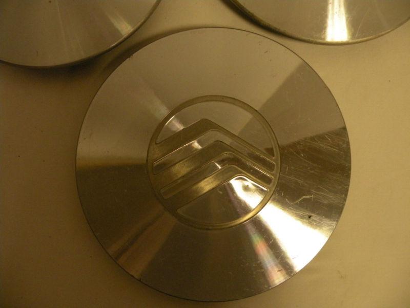 Find MERCURY CENTER CAPS, SET OF 3, OEM in Indianapolis, Indiana, US