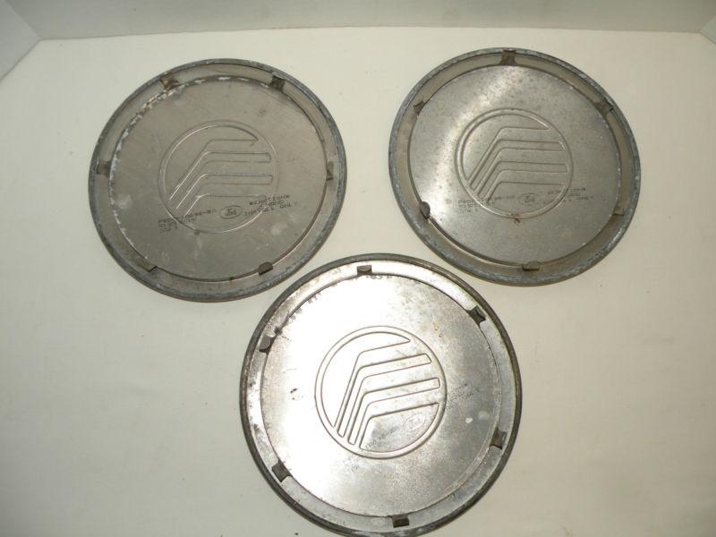 Find MERCURY CENTER CAPS, SET OF 3, OEM in Indianapolis, Indiana, US