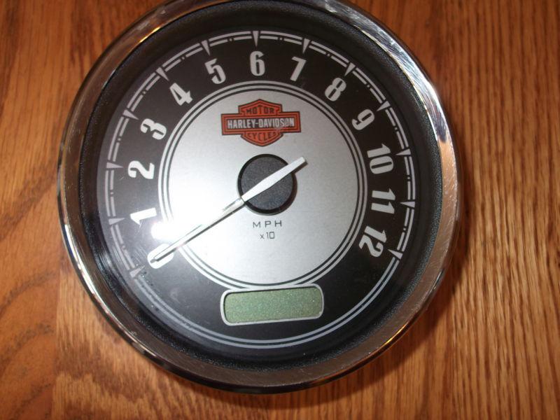 Find Harley Road King Softail SPEEDOMETER GUAGE 6752509 OEM touring