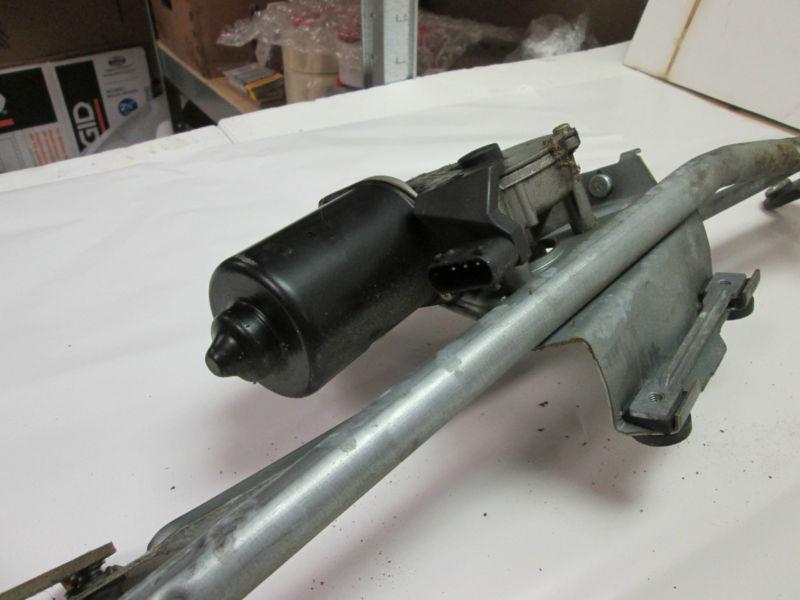 Find BMW E36 WINDSHIELD WIPER MOTOR ASSEMBLY 318iS 318i 325i 325is