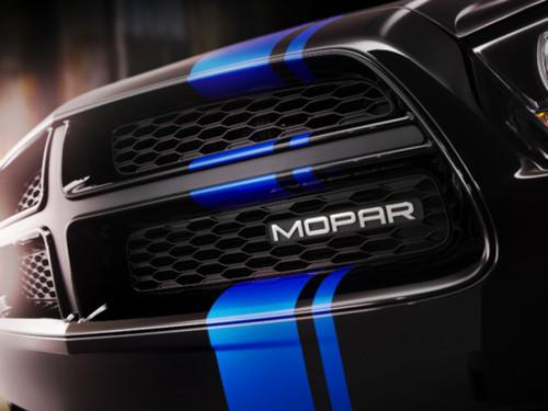 Mopar oem 82212923 grille emblem-grille badge w/mopar logo