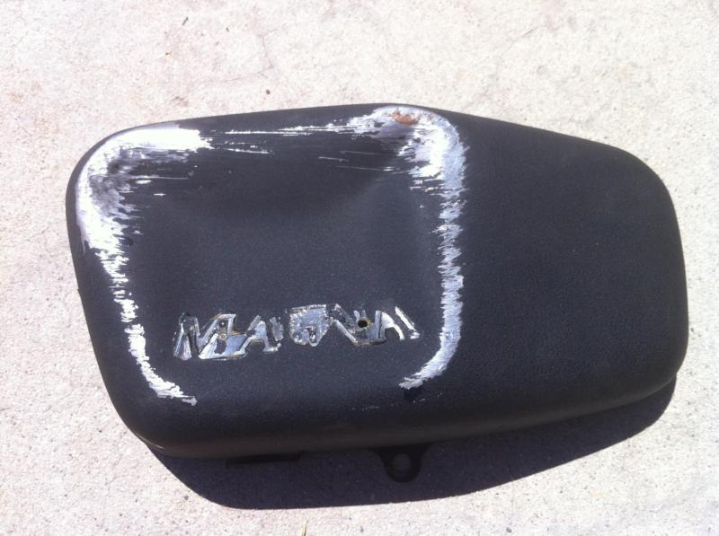 Honda super magna - original damaged left side airbox cover - 