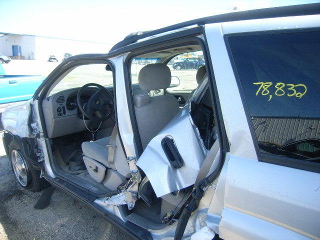 02 03 04 05 06 07 08 09 trailblazer r. headlight 484254