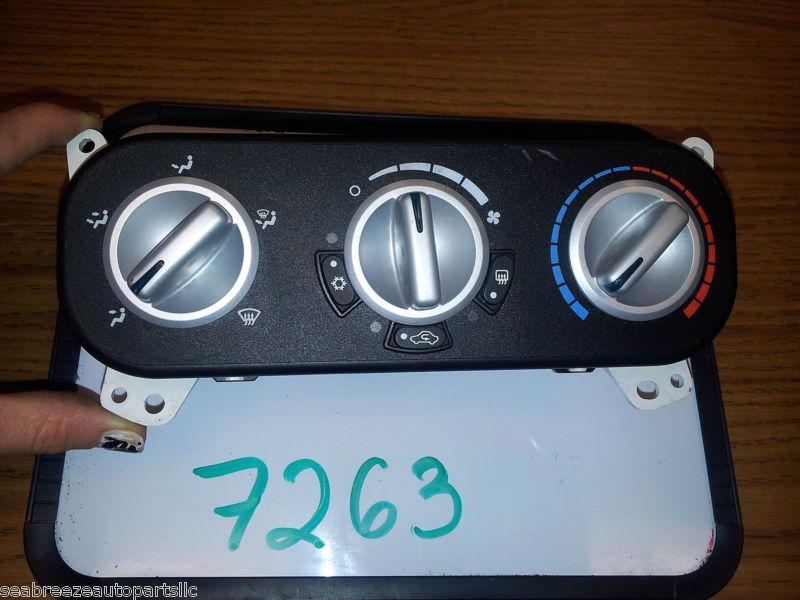Find 0709 DODGE CALIBER P55111847AD CLIMATE TEMPERATURE CONTROL UNIT A