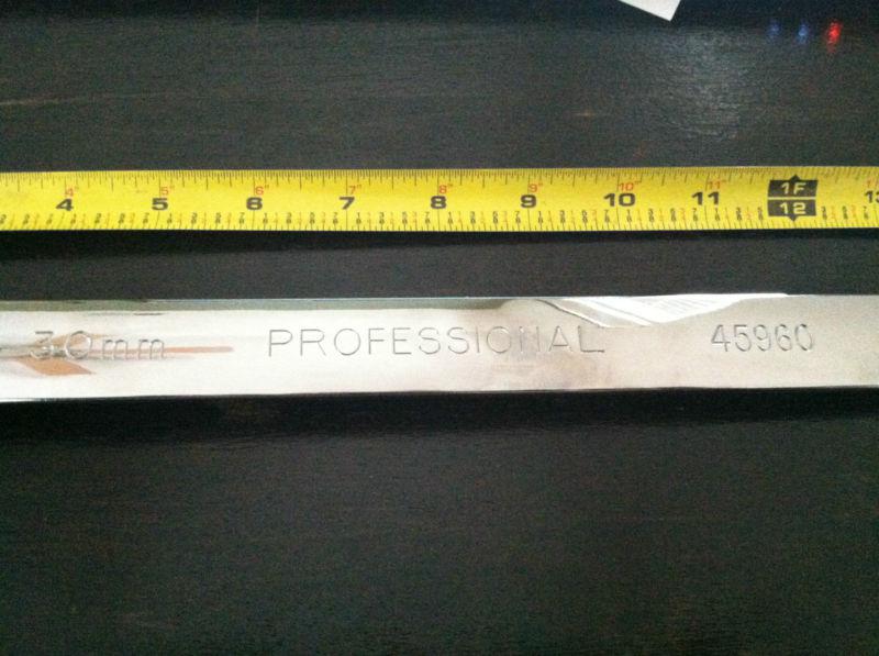 Find Craftsman USA Tools Professional 30mm Metric 12 point combination