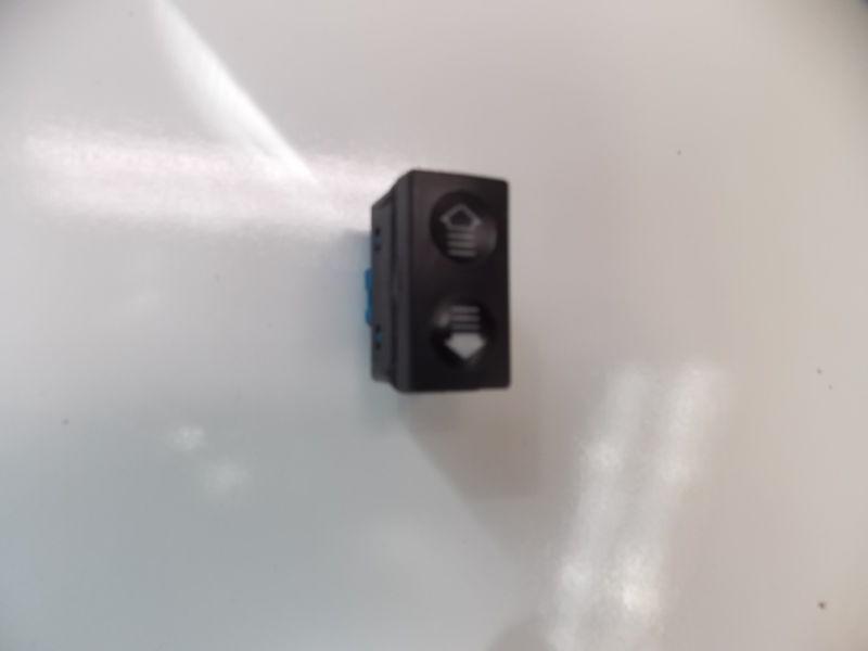Find BMW E36 Convertible Central Window Switch 1387389 OEM 9499 318 323 325 328 M3 in Perkasie