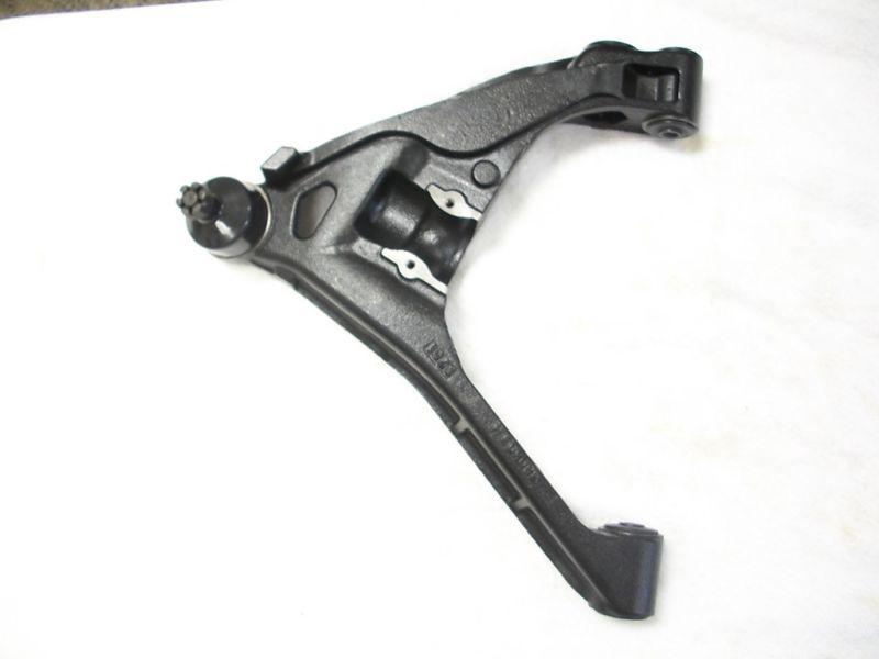 Dodge 4wd lower  left control arm  ball joint 00-04