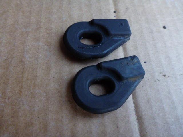 1986 honda fourtrax trx 350 4x4 side cover rubber mounts
