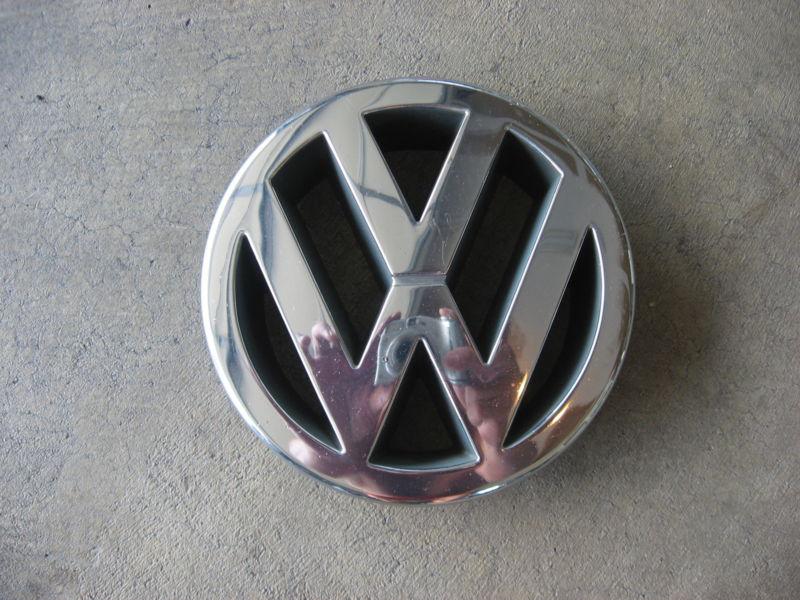 2000 vw jetta front grille chrome emblem badge logo decal 99 01 02 03 04 05