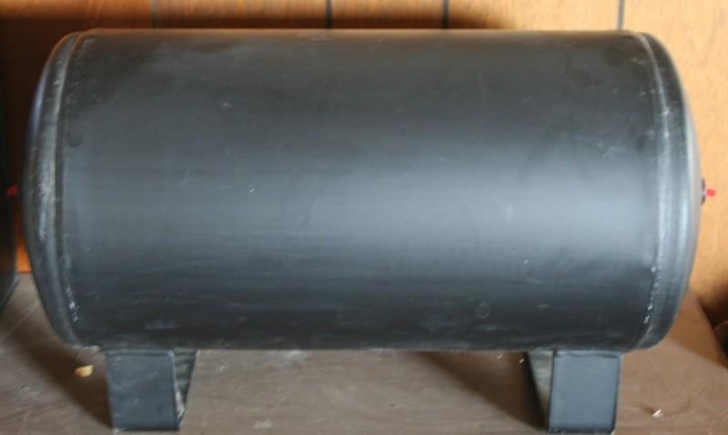 Firestone air tank 5 gallon black 9.5" dia 20.75" length two 1/4" npt ports ea