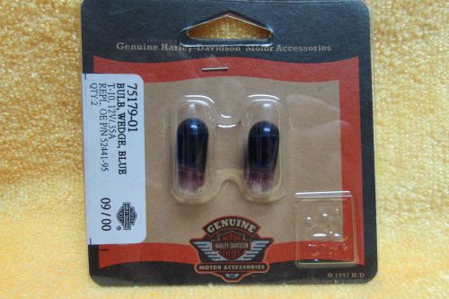 Genuine harley-davidson blue wedge light bulb t-10 12v/.35a  p/n 75179-01 nos